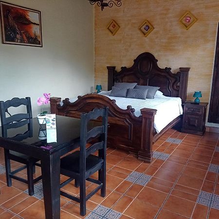 Hotel El Mirador Anexo 1 Santa Lucía Milpas Altas Kamer foto