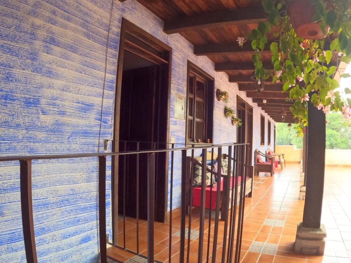 Hotel El Mirador Anexo 1 Santa Lucía Milpas Altas Buitenkant foto