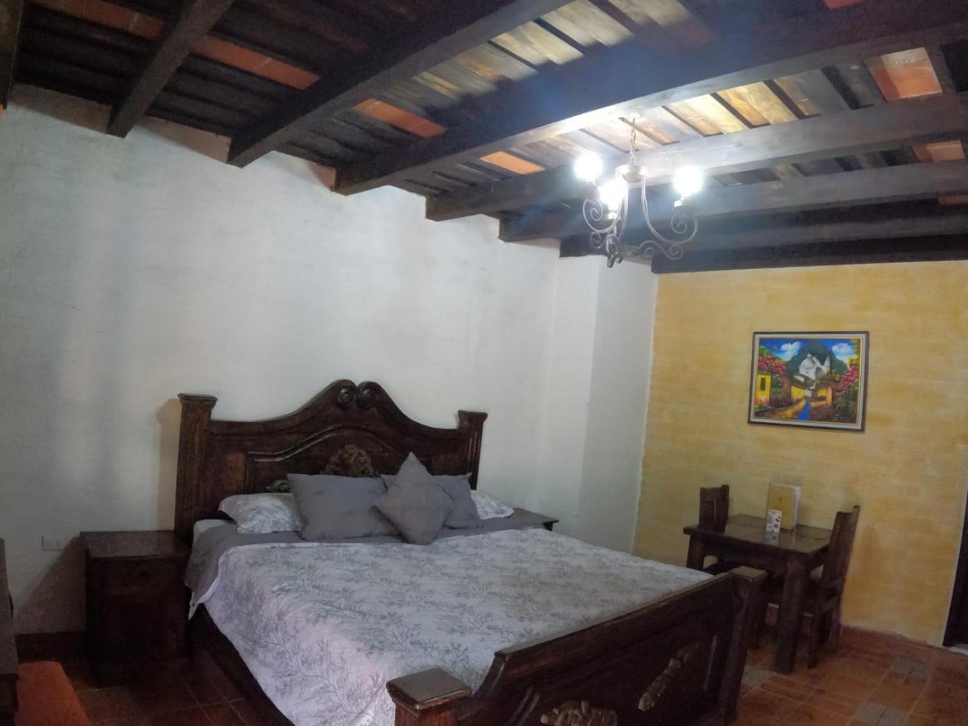 Hotel El Mirador Anexo 1 Santa Lucía Milpas Altas Kamer foto